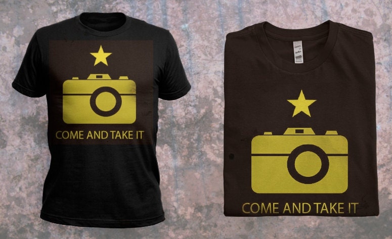 "Komm Und Nimm Es Fotografen Shirt. Lustiger Revolution Unternehmensausverkauf "Komm Und Nimm Es Fotografen Shirt. Lustiger Revolution Unternehmensausverkauf von CorporateSelloutCo