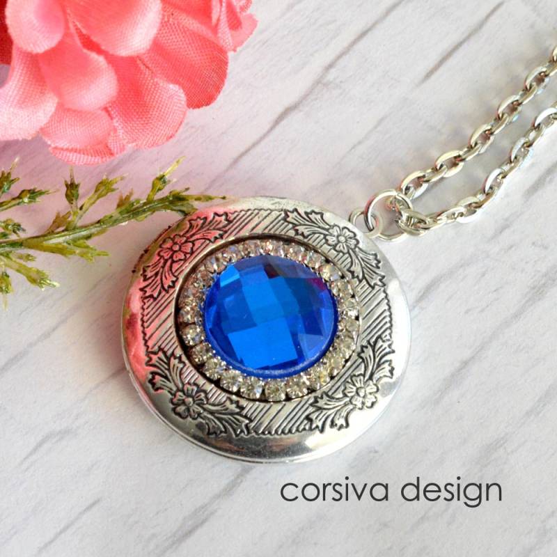 Silber Medaillon Runde Facettierte Blaue Kristall Juwel Mit Strass von CorsivaDesign