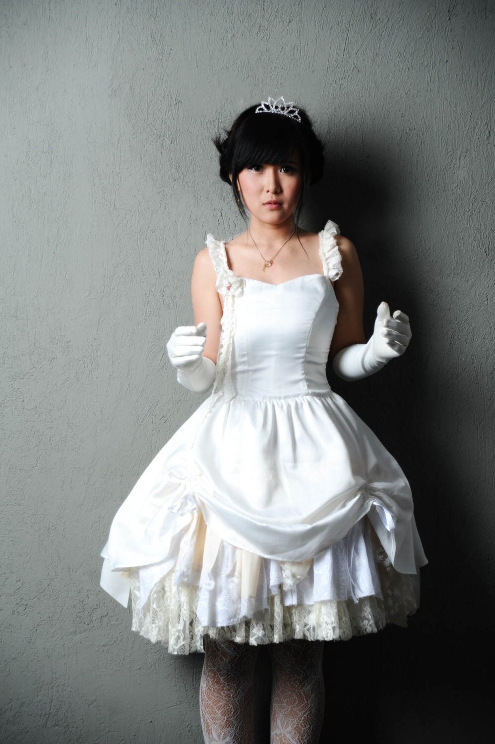 Boho Spitze Stoffpuppe Hochzeitskleid Beiges Brautkleid Zerfetztes Boho Spitze Stoffpuppe Hochzeitskleid Beiges Brautkleid Zerfetztes von CoruscateUnique