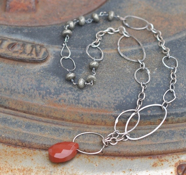 Rohstil - Hand Geschmiedet Links Halskette Rohstil - Hand Geschmiedet Links Halskette von CorvidaeFineArt