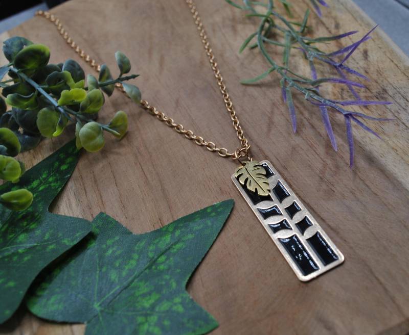 Kette "Blattwerk" Mit Blatt Anhänger, Schwarz Gold, Herbstlicher Schmuck Kette "Blattwerk" Mit Blatt Anhänger, Schwarz Gold, Herbstlicher Schmuck von CorvusLuna