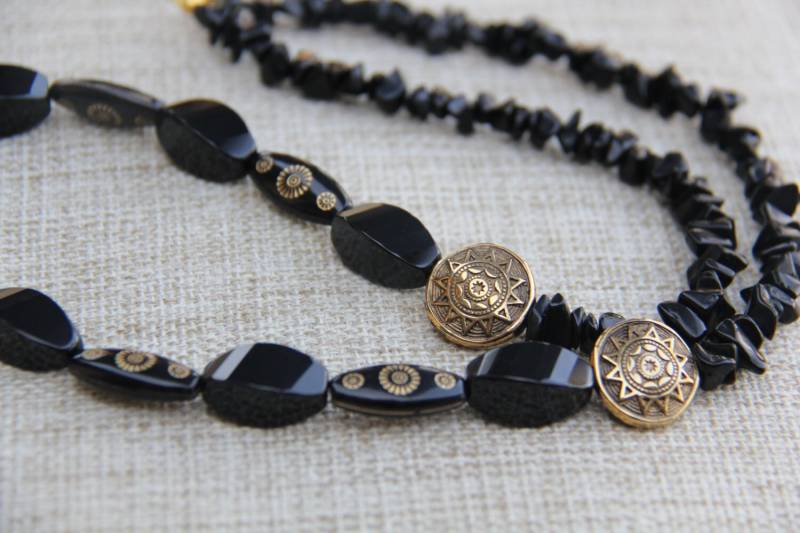 Schwarzer Onyx Quarz Vintage Deutsche Perle Geätzt von CosaPreciosa