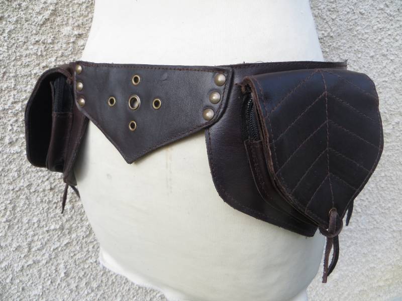 Gürteltasche Hüfttasche Leder Blatt von CosmicCelt