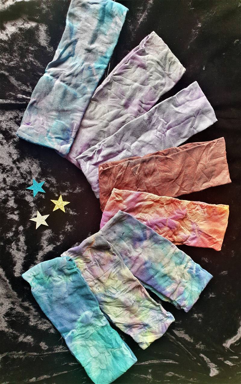 Handdyed Batik Stirnband Pastell Verschiedene Designs "Hippie From Outer Space" von CosmicColourCrew