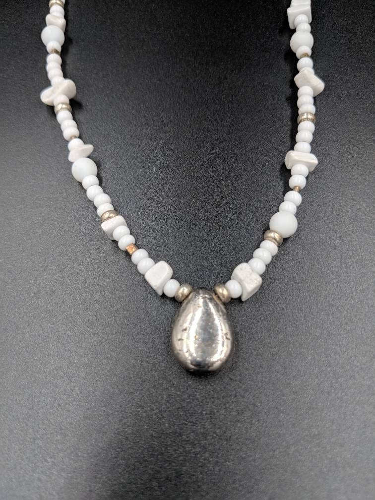 Naturstein Handgemachte Perlen Halskette Pyrit Anhänger Karen Hill Tribe Silber Schmuck Stein Boho Stil Accessoire Naturstein Handgemachte Perlen Halskette Pyrit Anhänger Karen Hill Tribe Silber Schmuck Stein Boho Stil Accessoire von CosmicEarthCrystals