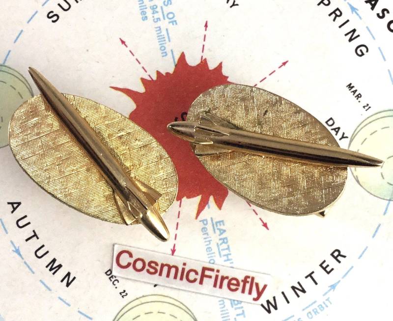 Vintage Space Rocket Manschettenknöpfe Mid Century Atomic Jet Age Männer Weihnachtsgeschenke von CosmicFirefly