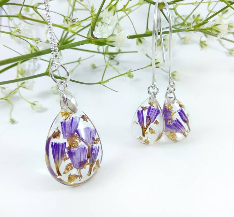 Echte Blumen Resin Schmuck Set Sterling Silber Anhänger Halskette Und Ohrringe von CosmicLensJewellery