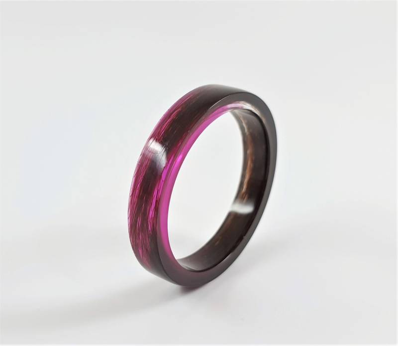 Individueller Resin Ring Gedenkstein, Haar Oder Tierfell von CosmicLensJewellery
