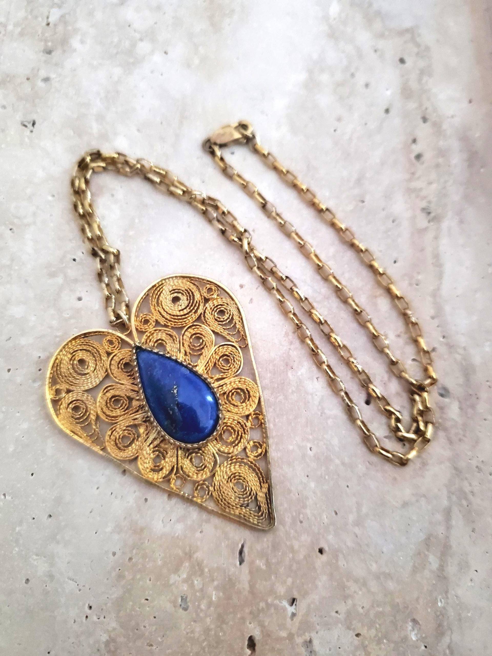 Vergoldete Silber Filigrane Herz Halskette Mit Lapis Lazuli - Made in Israel Vergoldete Silber Filigrane Herz Halskette Mit Lapis Lazuli - Made in Israel von CosmicNorbu