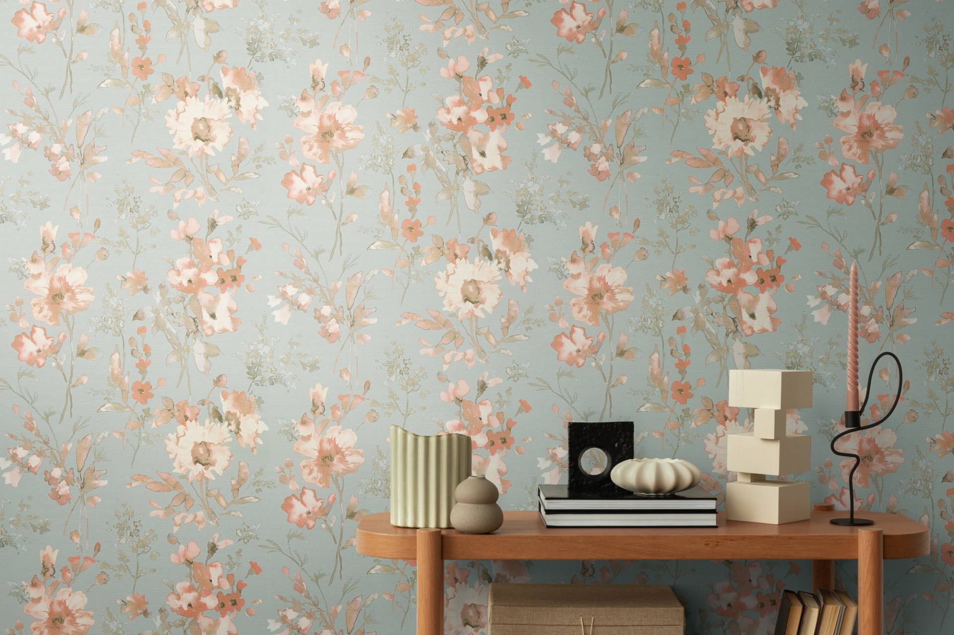 CosmoLiving by Cosmopolitan Vliestapete "Petal Poetry – Aquarell-Blumentapete" matt strukturiert von Cosmoliving By Cosmopolitan