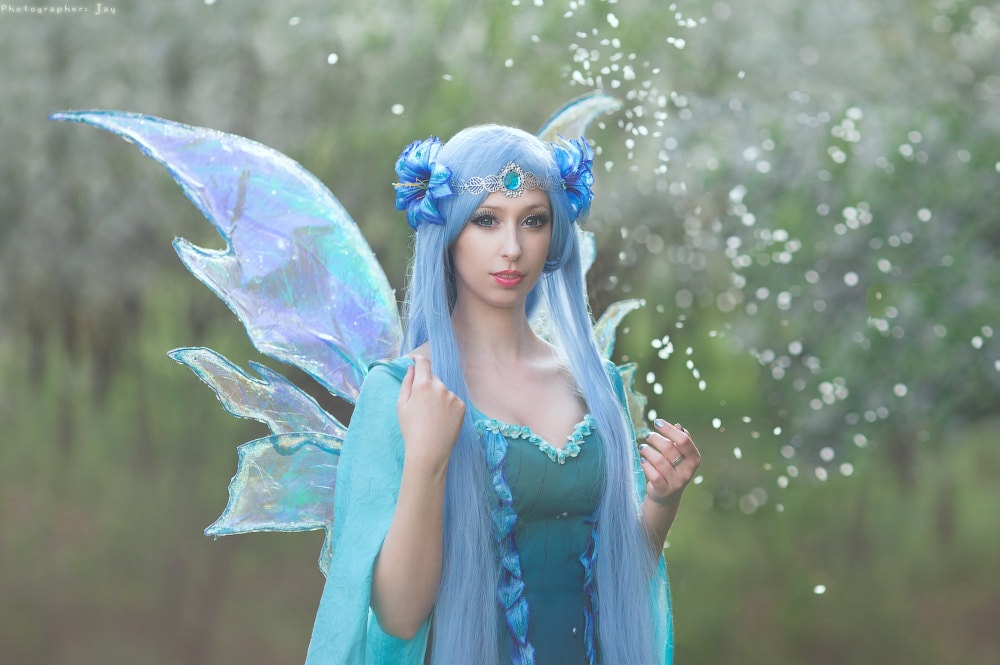 Feenkorsettkleid. Bal-Kleid. Feenflügel Feenkorsettkleid. Bal-Kleid. Feenflügel von CosplayManiaShop
