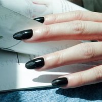 Cosplus - 0121 Nail Gel Polish Classical Collection 006 Black 8ml Cosplus - 0121 Nail Gel Polish Classical Collection 006 Black 8ml von Cosplus