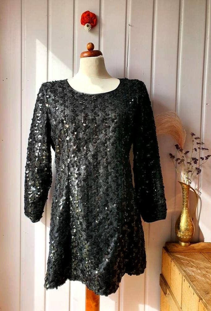 Elegantes, Schwarzes Kurzes Pailettenkleid, Gr.40/42 von CostumeLoveRealities