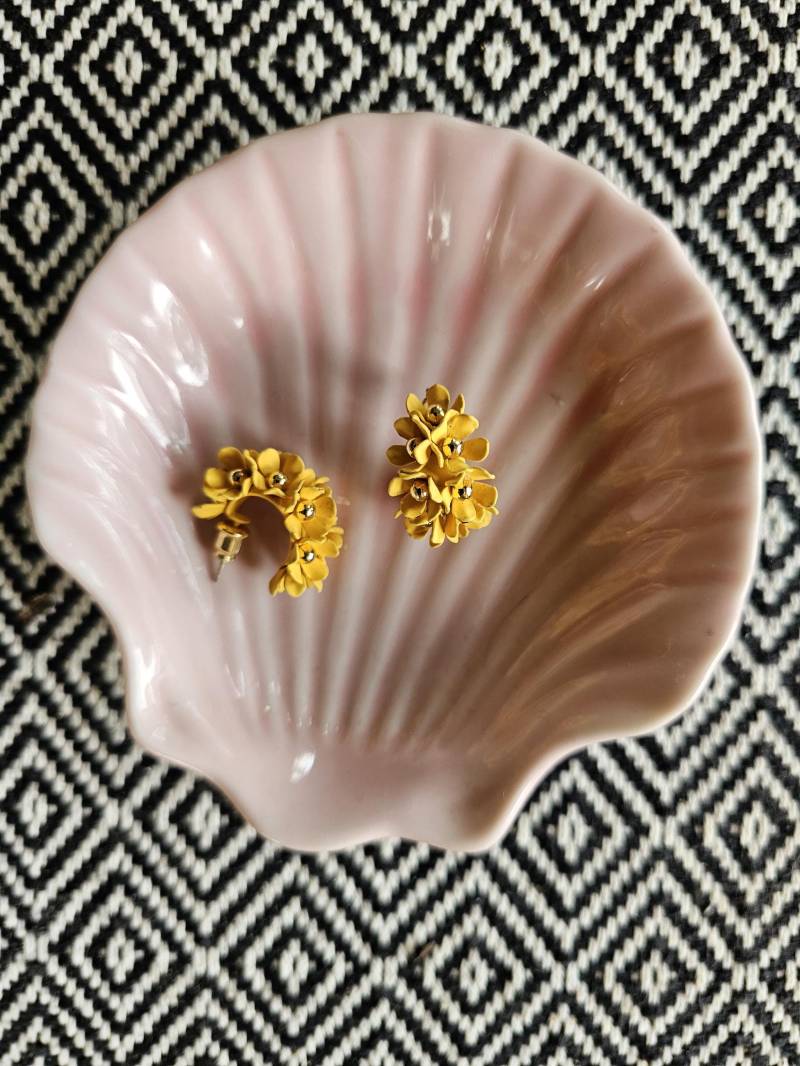 Florale Creolen Vintage von CostumeLoveRealities