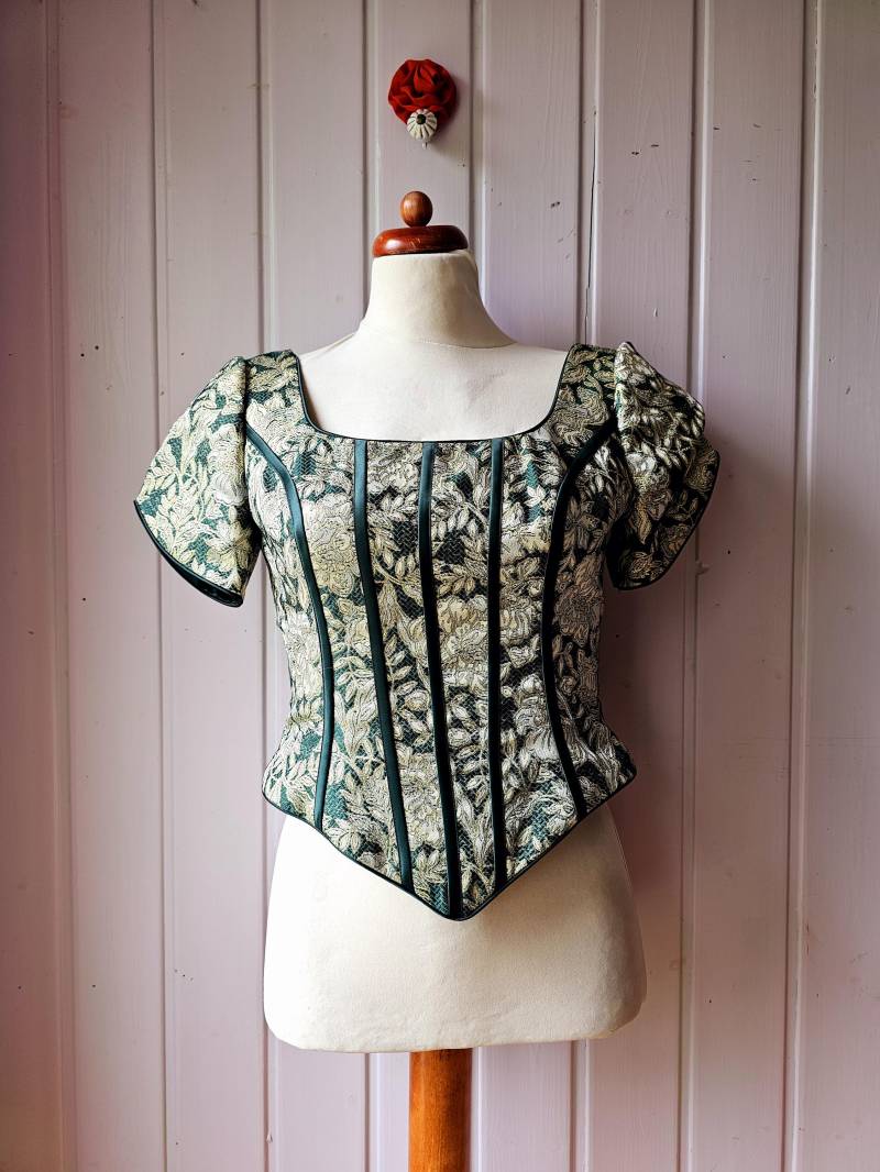 Mit Schnürung, Mieder Bluse Gr.34/36 von CostumeLoveRealities