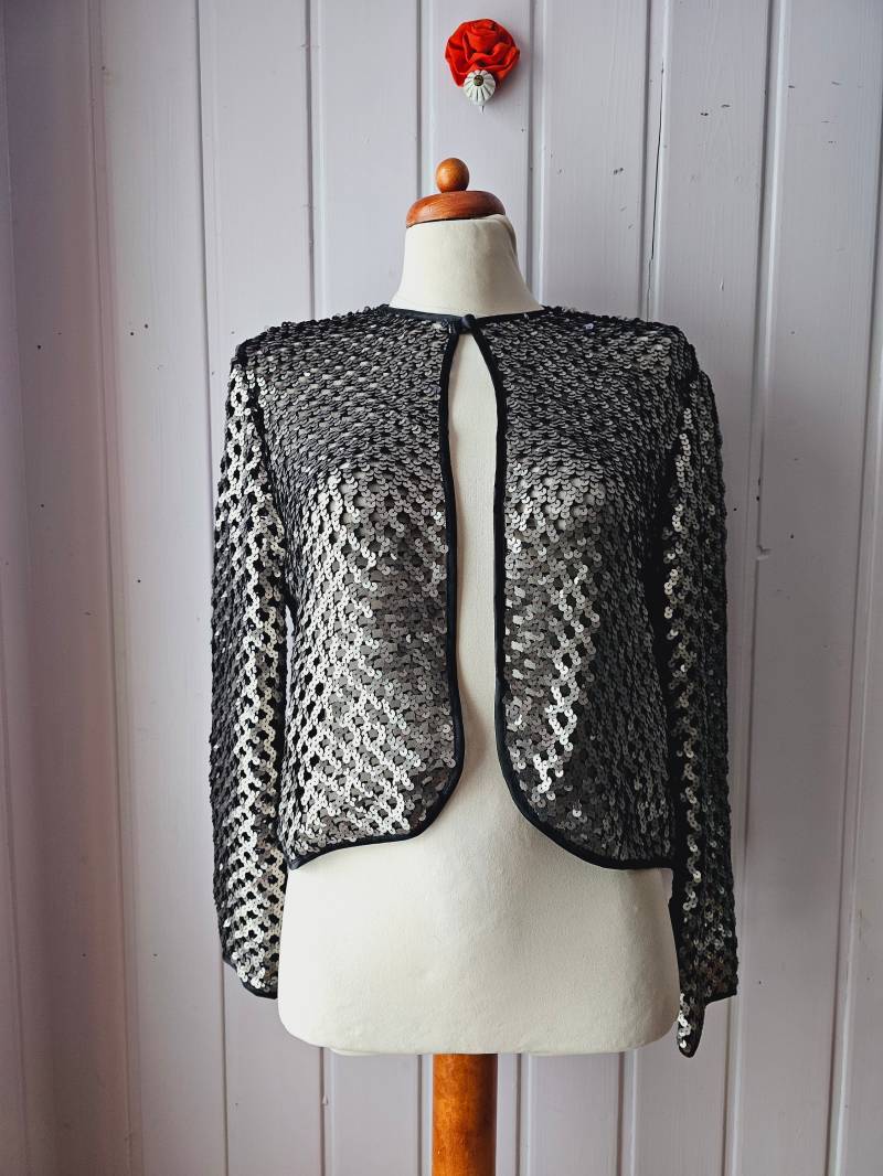 Vera Mont Pailetten Cardigan, Gr.40 von CostumeLoveRealities
