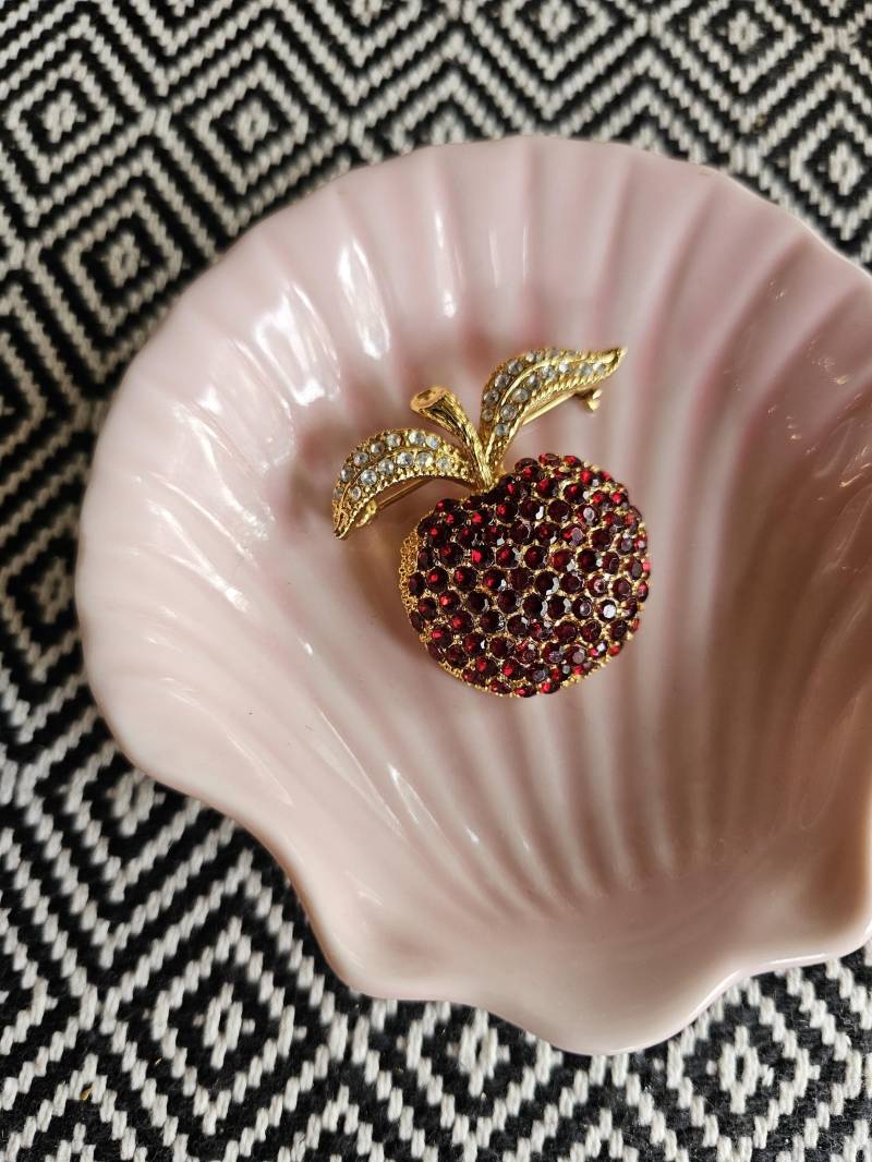 Vintage Brosche Apfel Mit Strass Vintage Brosche Apfel Mit Strass von CostumeLoveRealities