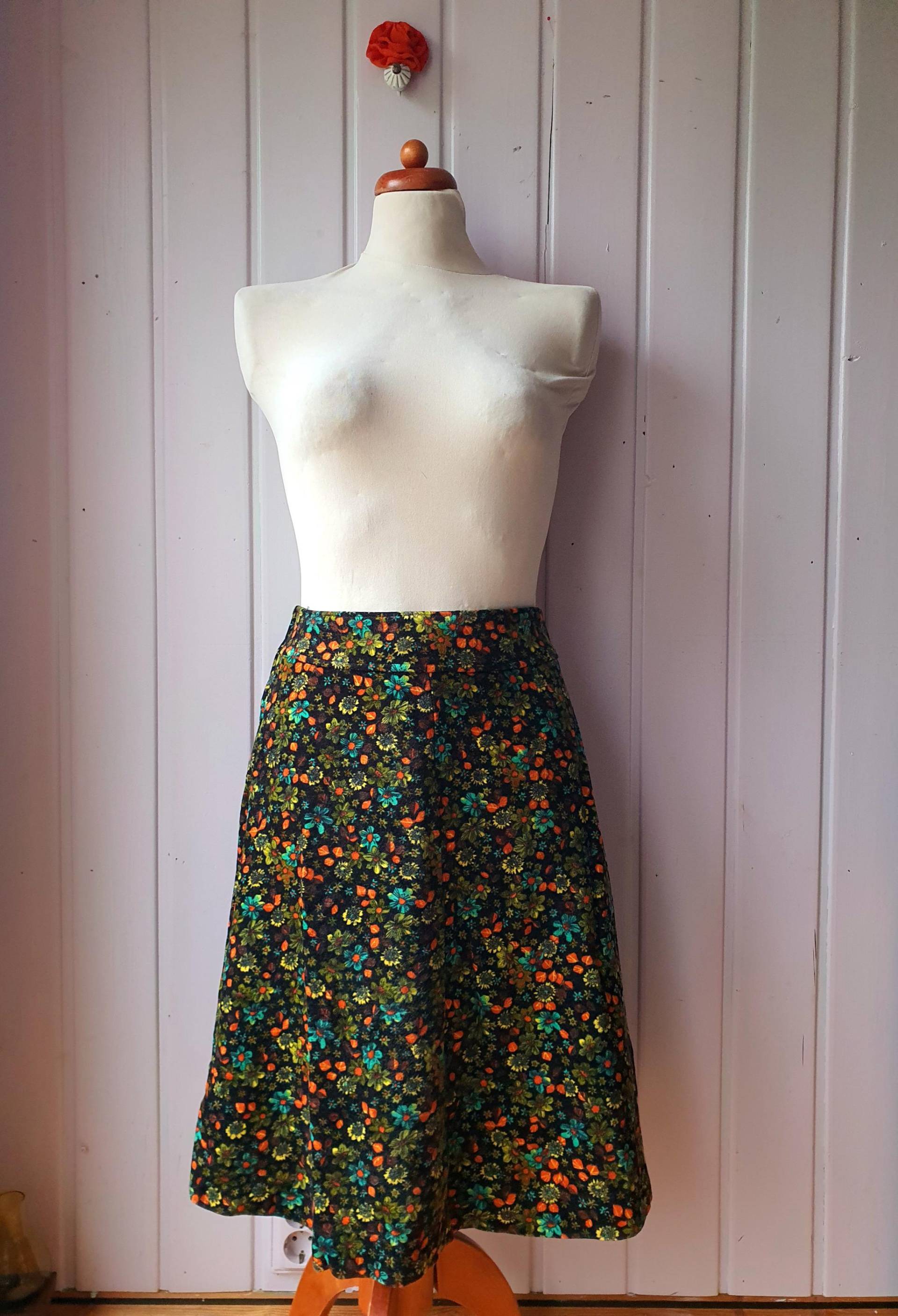 Vintage Samtrock Mille Fleur Gr.38 von CostumeLoveRealities