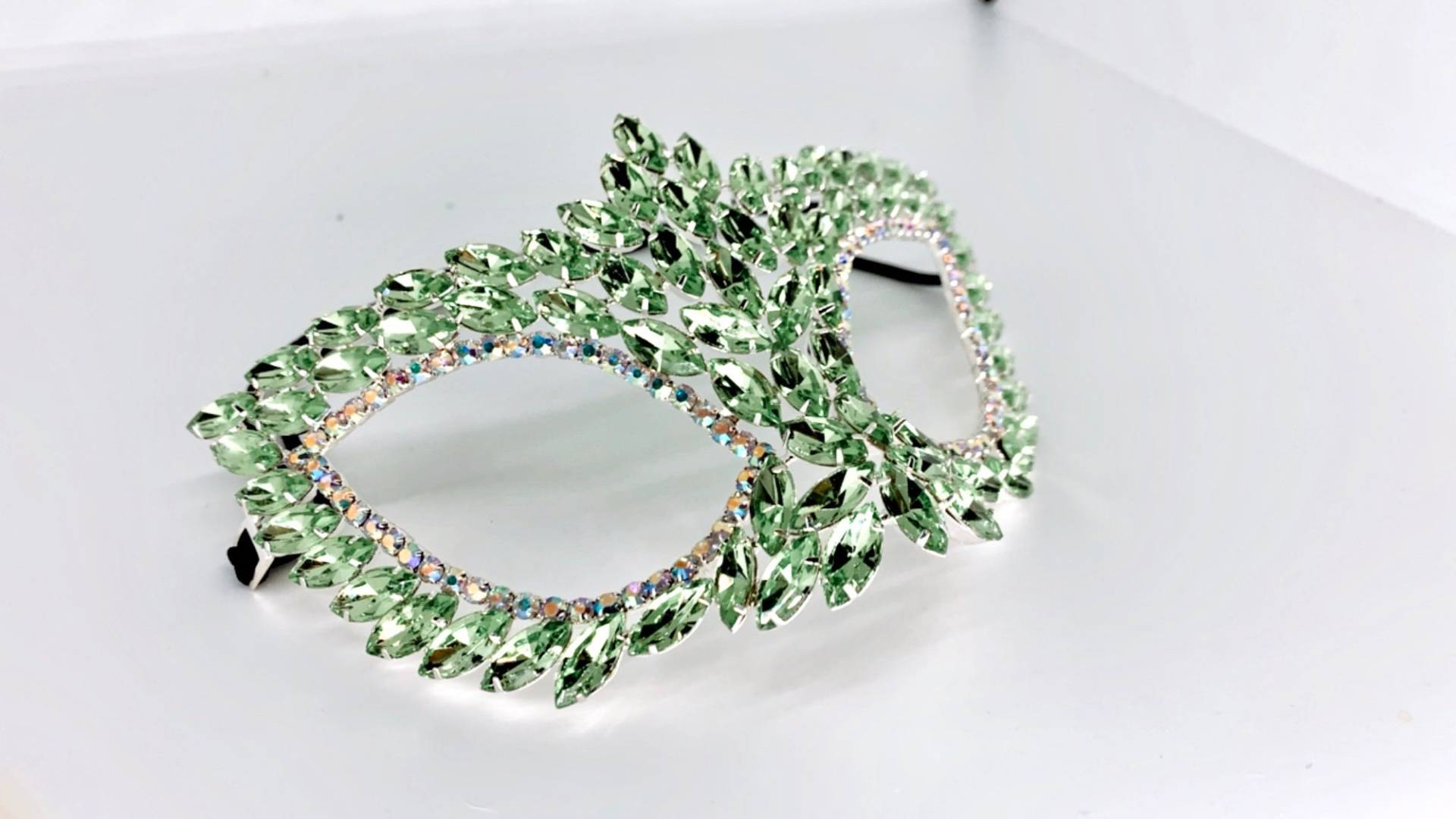 strass Maske von CostumeSupply