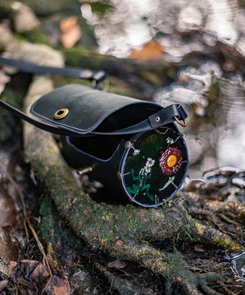 Frosch Teich Tasche Hexe Inspiriert Wald Handtasche Schultertasche Magie Leder Und Harz von CostureroReal