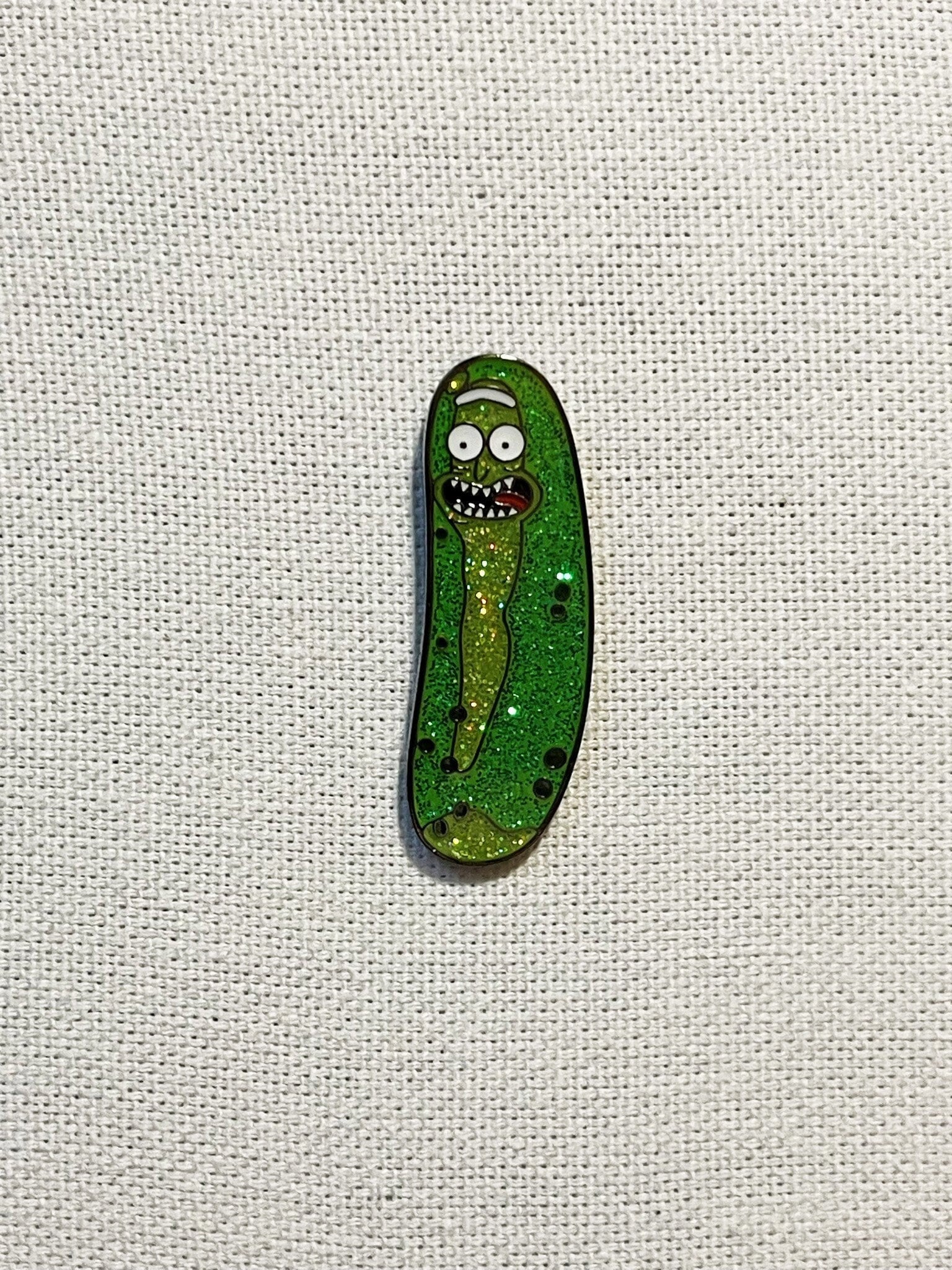 Cartoon Glitter Pickle Metall Emaille Pin Anstecker Gurke Anstecknadel Tasche Rucksack Jacke Accessoire Cartoon Glitter Pickle Metall Emaille Pin Anstecker Gurke Anstecknadel Tasche Rucksack Jacke Accessoire von CosyIslandLiving