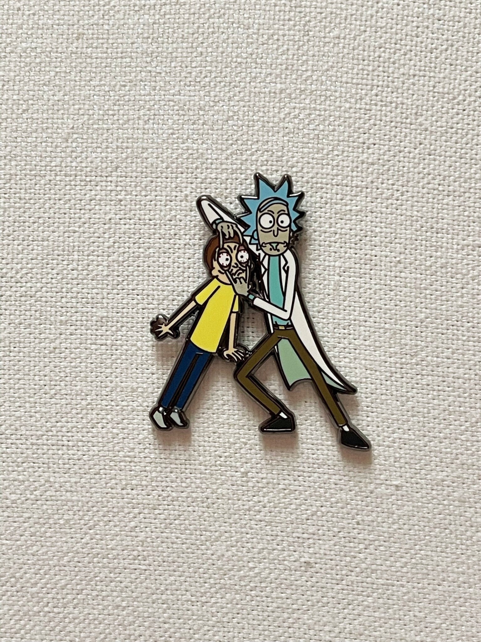 Cartoon Großvater & Enkelsohn Metall Emaille Pin Anstecker Anstecknadel Tasche Rucksack Jacke Accessoire Cartoon Großvater & Enkelsohn Metall Emaille Pin Anstecker Anstecknadel Tasche Rucksack Jacke Accessoire von CosyIslandLiving