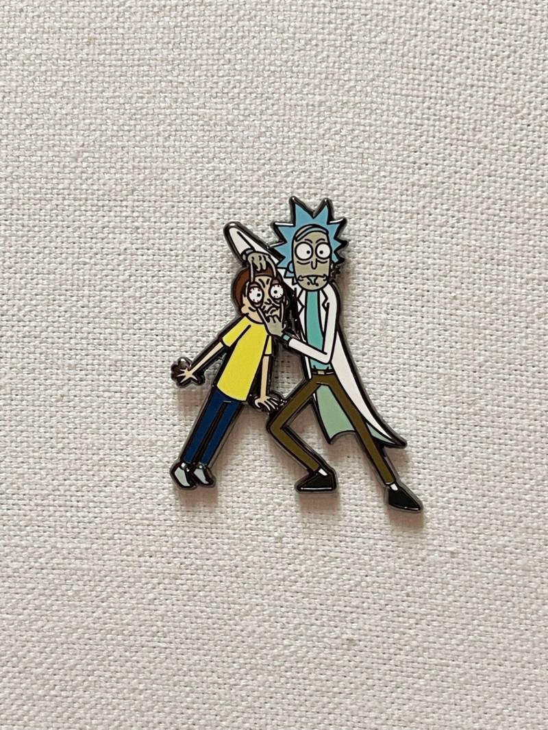 Cartoon Großvater & Enkelsohn Metall Emaille Pin Anstecker Anstecknadel Tasche Rucksack Jacke Accessoire Cartoon Großvater & Enkelsohn Metall Emaille Pin Anstecker Anstecknadel Tasche Rucksack Jacke Accessoire von CosyIslandLiving