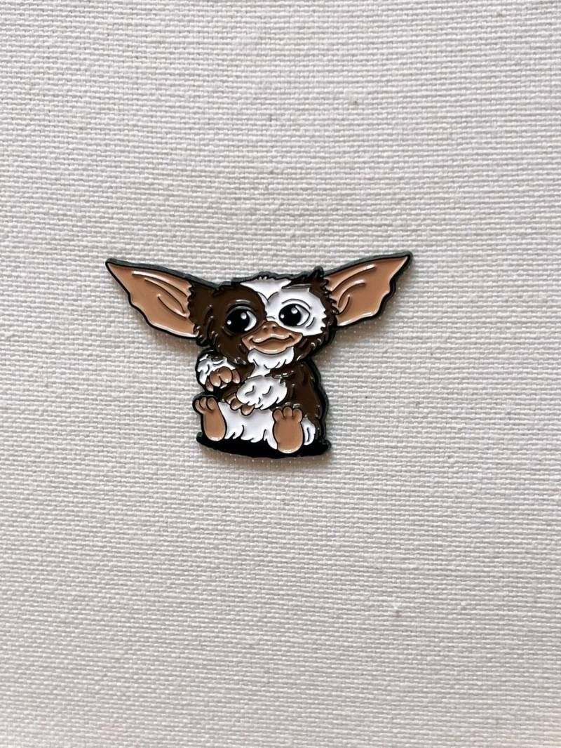 Cute Gremlin Metall Emaille Pin Anstecker Anstecknadel Tasche Rucksack Abzeichen Accessoires Herstellen Cute Gremlin Metall Emaille Pin Anstecker Anstecknadel Tasche Rucksack Abzeichen Accessoires Herstellen von CosyIslandLiving
