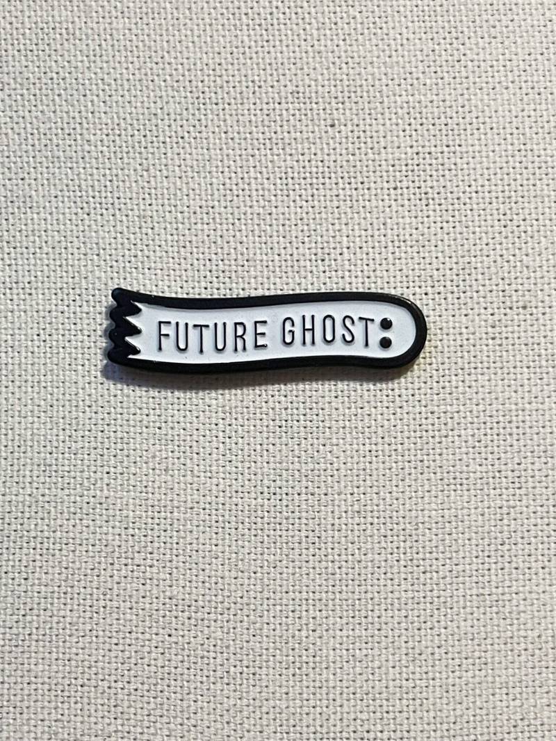 Future Ghost Metall Hart Emaille Pin Anstecker Nachtleuchtend Fluoreszierend Anstecknadel Tasche Rucksack Abzeichen Accessoire Future Ghost Metall Hart Emaille Pin Anstecker Nachtleuchtend Fluoreszierend Anstecknadel Tasche Rucksack Abzeichen Accessoire von CosyIslandLiving