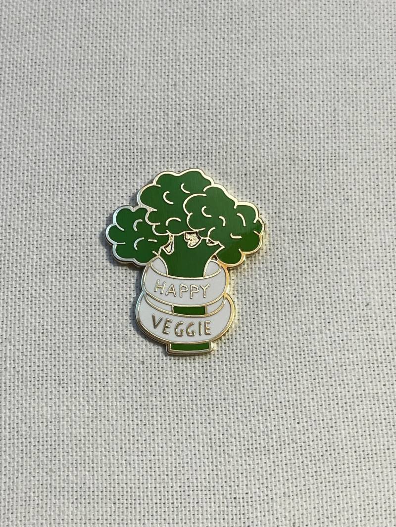 Happy Veggie Broccoli Metall Emaille Pin Anstecker Herstellen Brosche Anstecknadel Tasche Rucksack Abzeichen Accessoire Happy Veggie Broccoli Metall Emaille Pin Anstecker Herstellen Brosche Anstecknadel Tasche Rucksack Abzeichen Accessoire von CosyIslandLiving