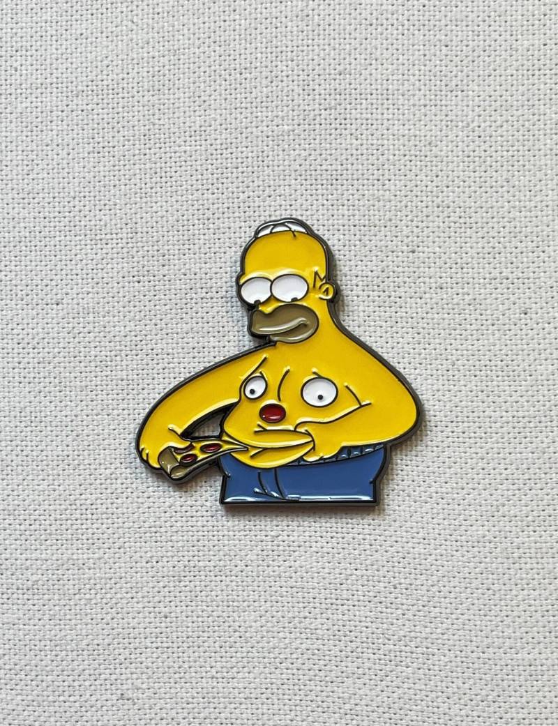 Homer Simpson Pizza Bauch Die Simpsons Metall Emaille Pin Anstecker Anstecknadel Tasche Rucksack Abzeichen Accessoire Homer Simpson Pizza Bauch Die Simpsons Metall Emaille Pin Anstecker Anstecknadel Tasche Rucksack Abzeichen Accessoire von CosyIslandLiving