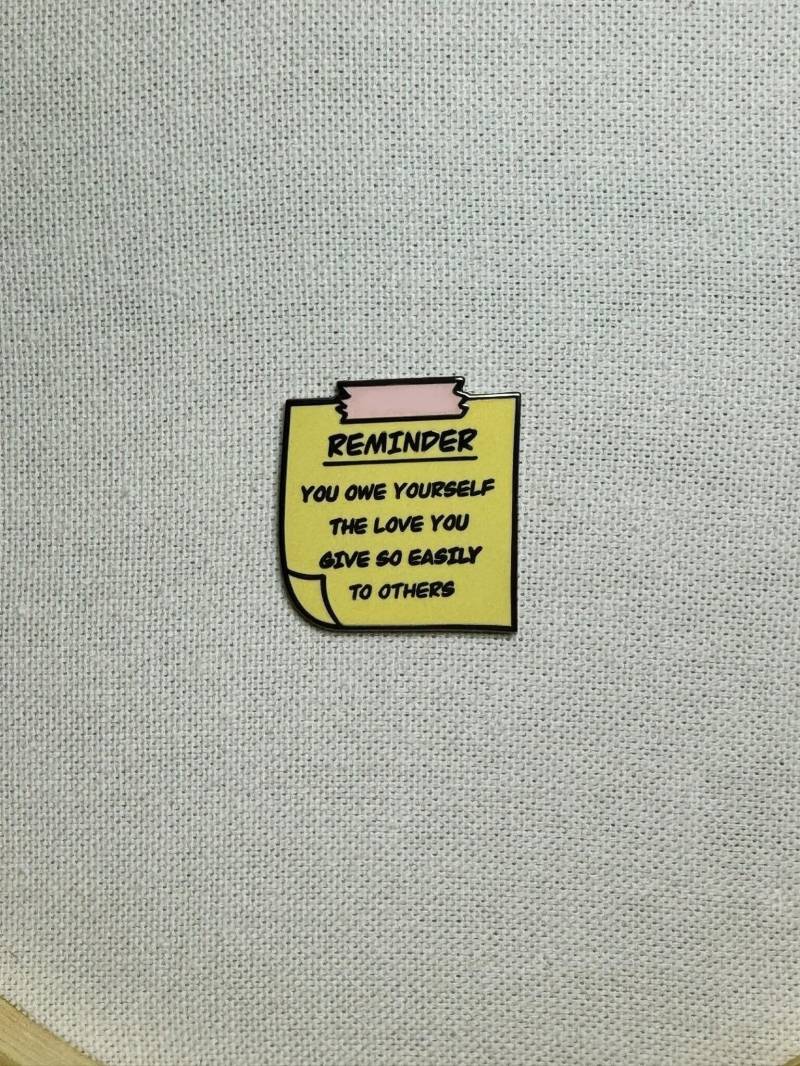 Self Love Reminder Metall Pin Anstecker Ausgestattet Anstecknadel Jacke Handtasche Rucksack Accessoires Self Love Reminder Metall Pin Anstecker Ausgestattet Anstecknadel Jacke Handtasche Rucksack Accessoires von CosyIslandLiving