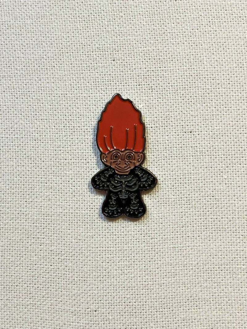 Vintage 90Er Jahre Troll Skelett Puppe Metall Emaille Pin Anstecker Anstecknadel Tasche Rucksack Abzeichen Accessoires Halloween Vintage 90Er Jahre Troll Skelett Puppe Metall Emaille Pin Anstecker Anstecknadel Tasche Rucksack Abzeichen Accessoires Halloween von CosyIslandLiving