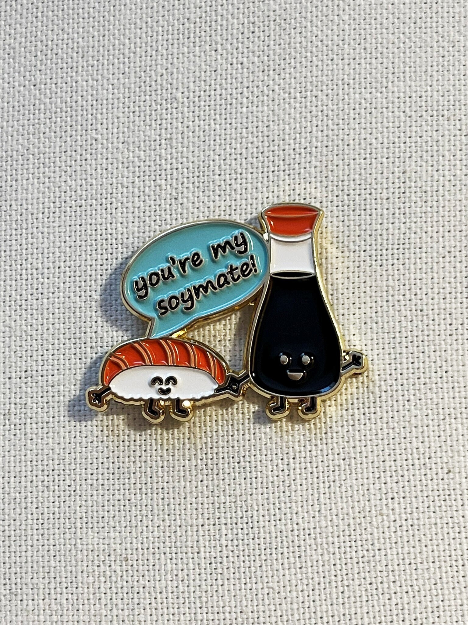 You're My Soulmate Metall Emaille Pin Anstecker Versehen Sake Nigiri Sushi Sojasauce Spender Flasche You're My Soulmate Metall Emaille Pin Anstecker Versehen Sake Nigiri Sushi Sojasauce Spender Flasche von CosyIslandLiving