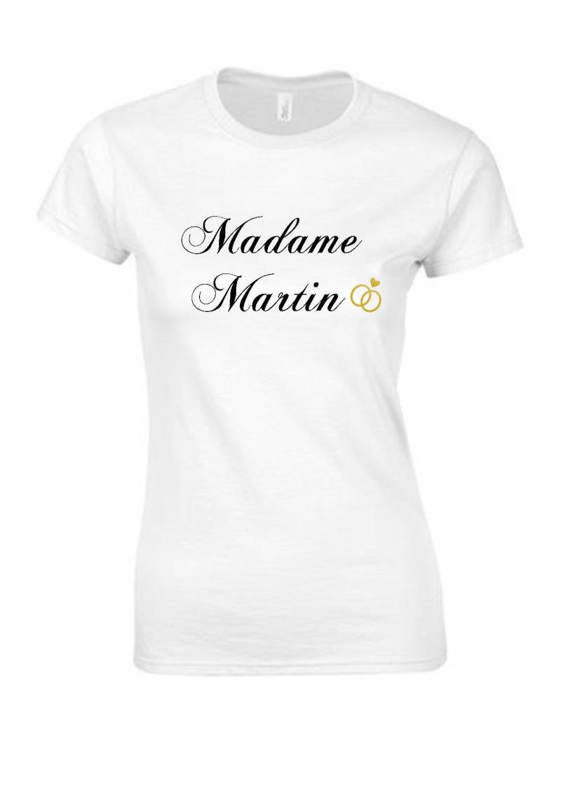 Frau Und Nachname T-Shirt | Hochzeit Junggesellinnenabschied Geschenk Für Den Tag Nach Der Hochzeit von Cotebonheur