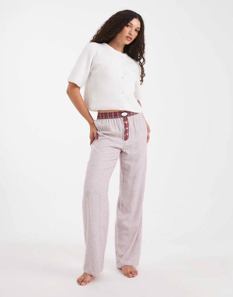 Cotton On - Flanellhose in Burnt Apple mit weitem Bein und sehr kleinem Karomuster-Rot von Cotton On