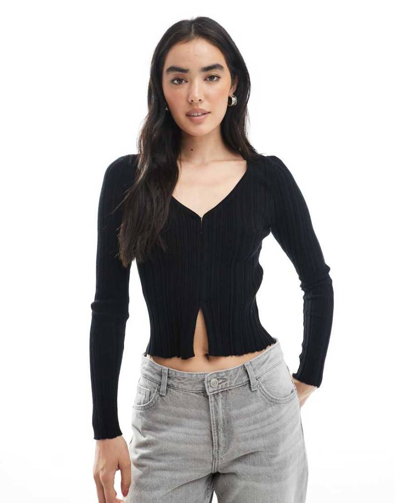 Cotton On - Gerippte Cropped-Strickjacke in Schwarz von Cotton On