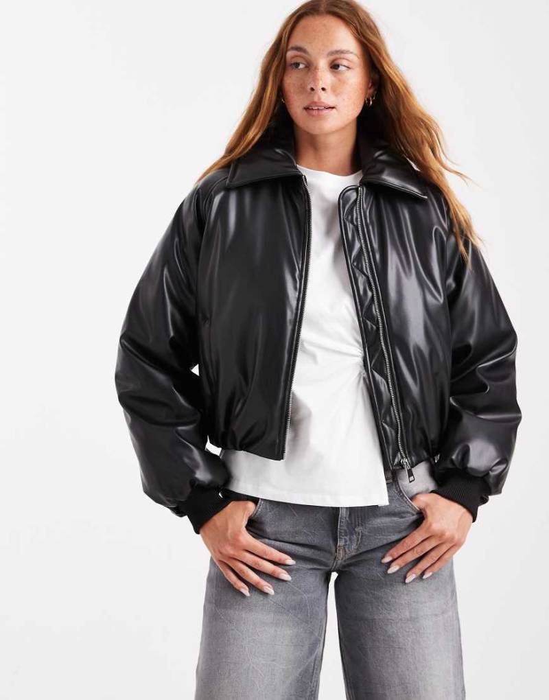 Cotton On - Puffer-Jacke aus Kunstleder in Schwarz von Cotton:On