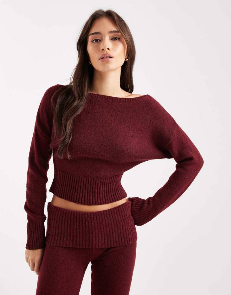 Cotton On - Schulterfreier Lounge-Strickpullover in Burnt Apple mit kurzem Schnitt-Rot von Cotton On