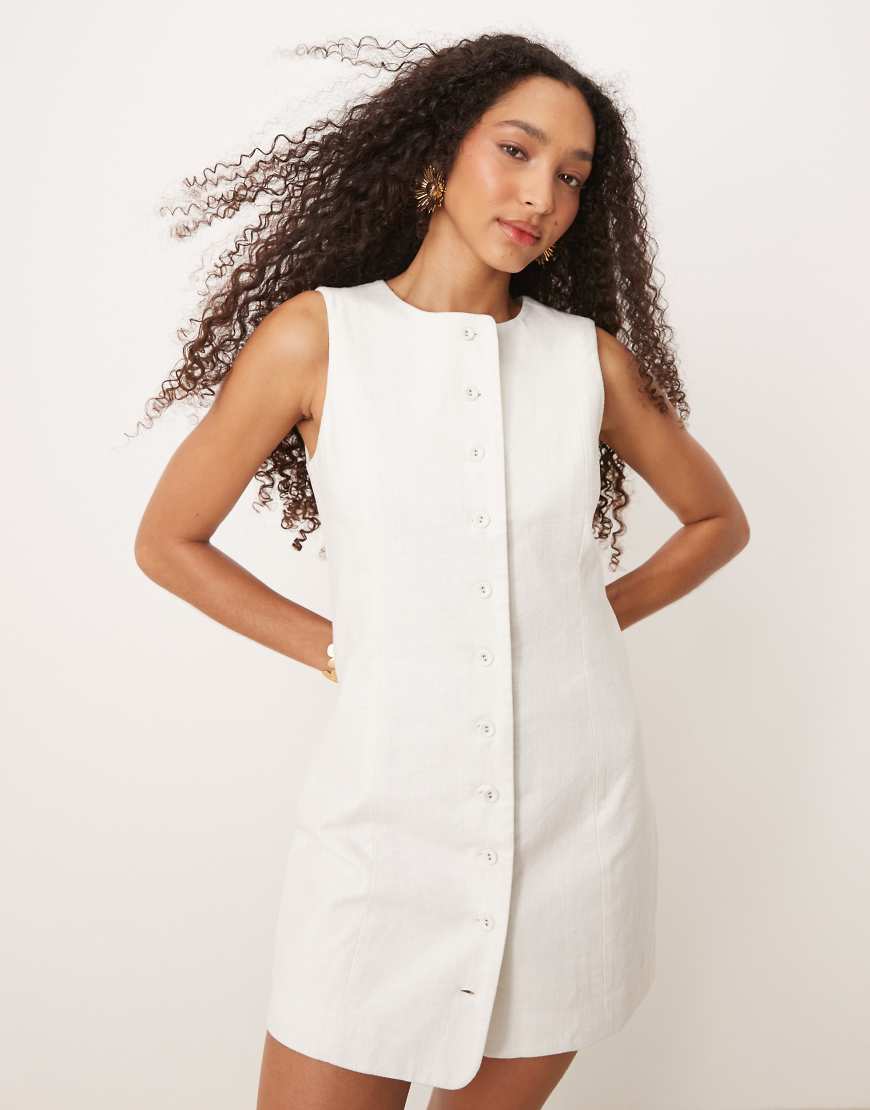 Cotton On - Sienna - Kleid aus Leinen in Weiß mit Knopfleiste Cotton On - Sienna - Kleid aus Leinen in Weiß mit Knopfleiste von Cotton On