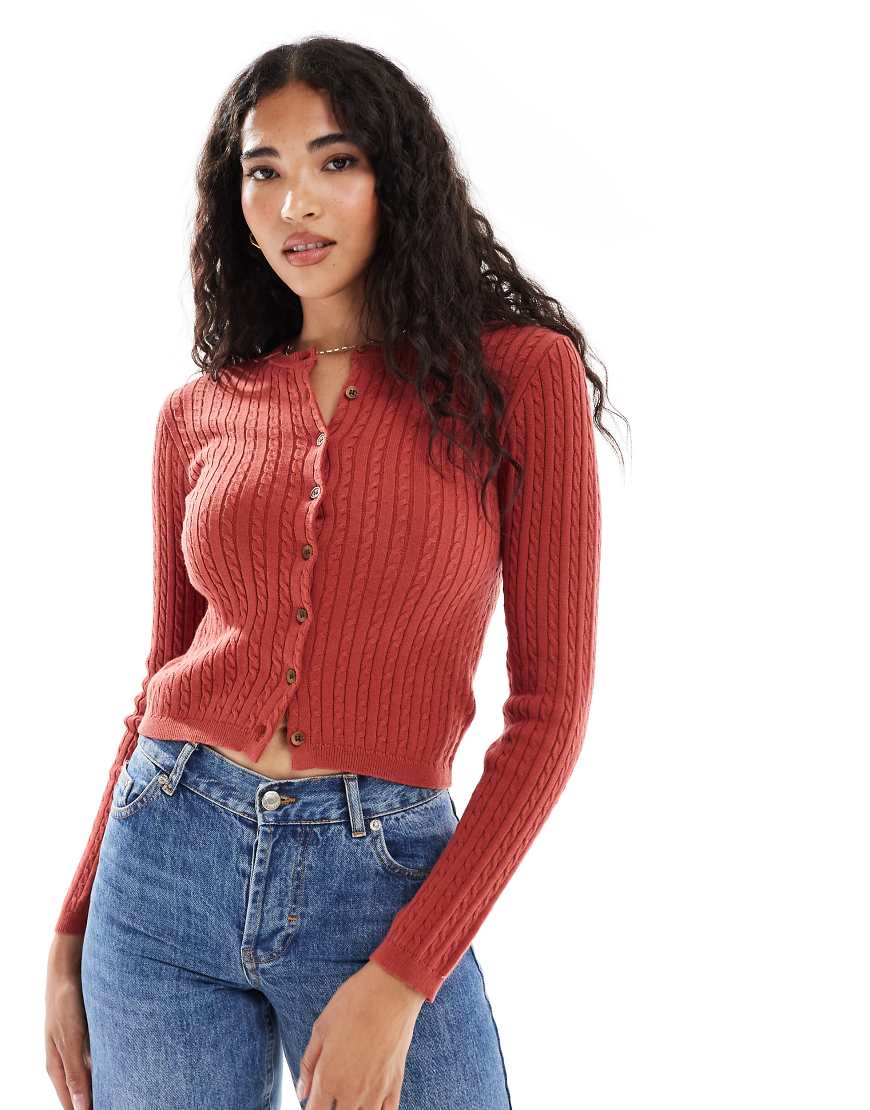 Cotton On - Strickjacke in rostigem Lehmrot-Orange von Cotton On