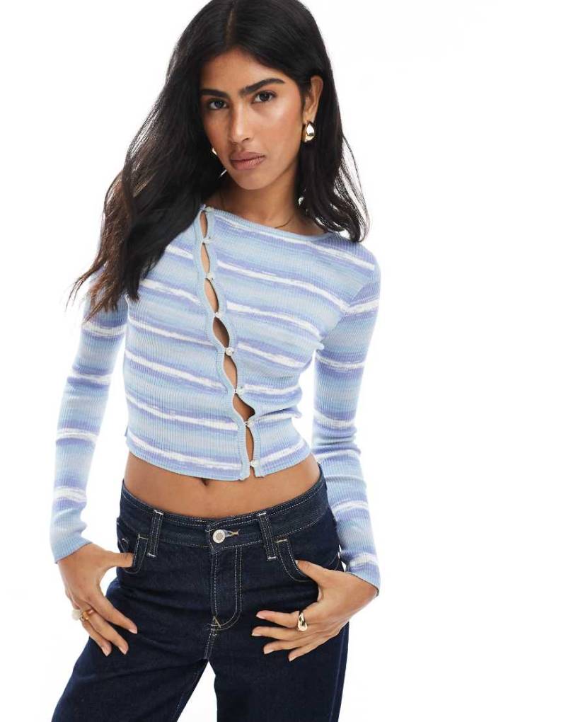 Cotton On - Asymmetrische Strickjacke in Blau mit Space-Dye-Design-Rot von Cotton On