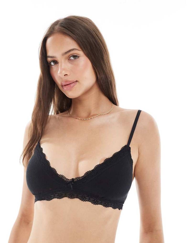 Cotton On - Bustier in Schwarz mit Bogenkante von Cotton On