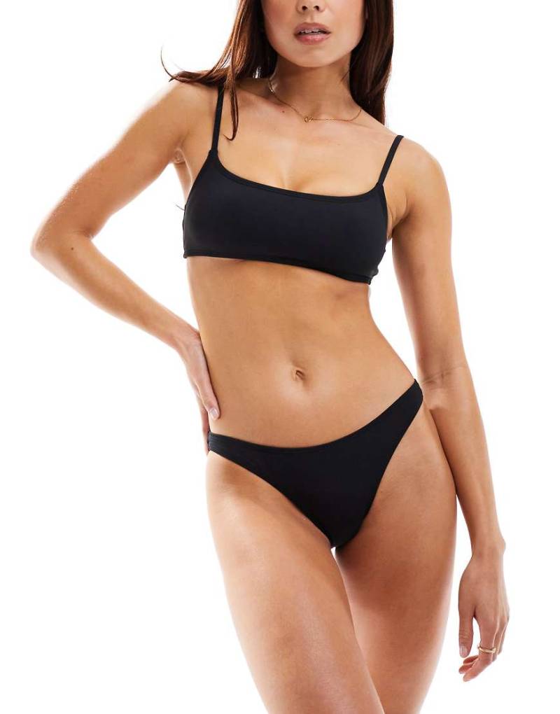 Cotton On - Figurbetonte Bikinihose in Schwarz von Cotton:On