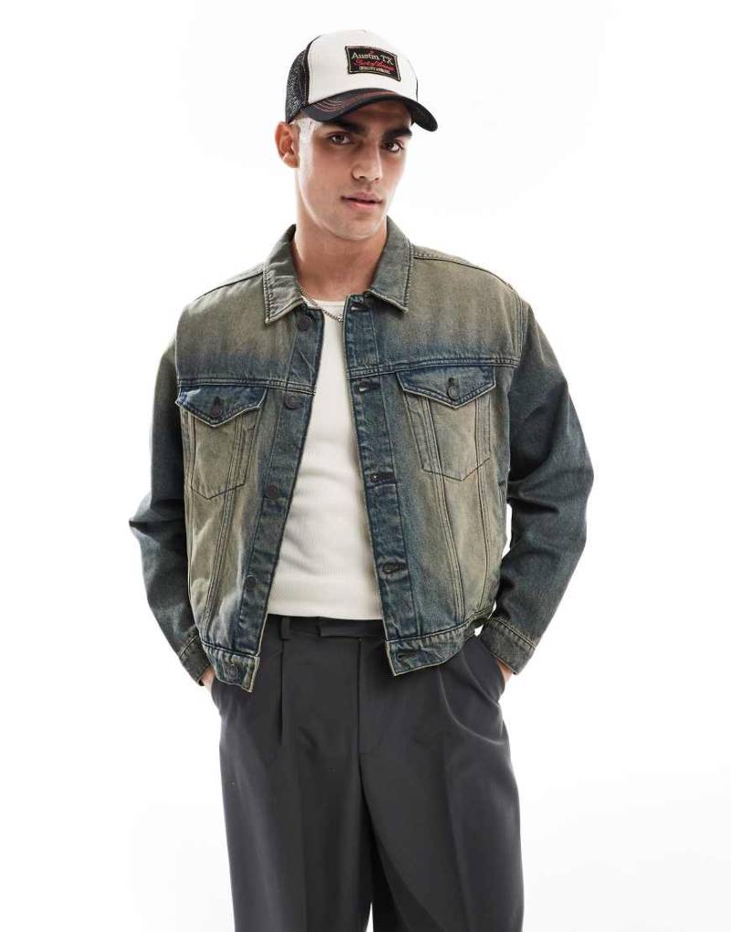 Cotton On - Jeansjacke in verwaschenem Blau im Grunge-Look der 2000er-Jahre von Cotton:On