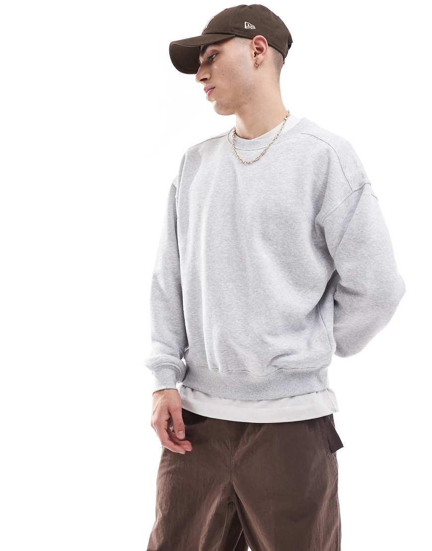 Cotton On - Kastiges Sweatshirt in Grau mit Rundhalsausschnitt Cotton On - Kastiges Sweatshirt in Grau mit Rundhalsausschnitt von Cotton:On
