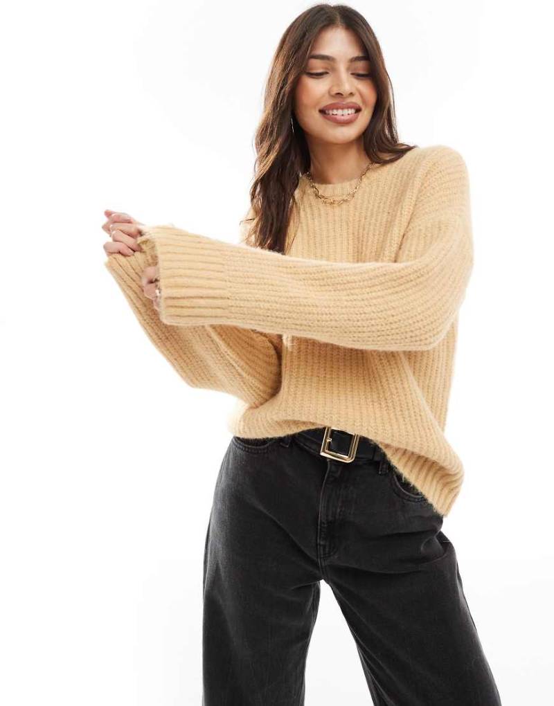 Cotton On - Locker geschnittener Pullover in Haselnussbraun von Cotton:On