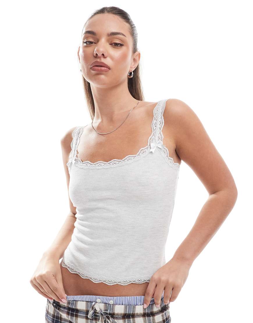 Cotton On - Schlaf-Camisole in Grau meliert mit Spitzenbesatz und Waffelstruktur Cotton On - Schlaf-Camisole in Grau meliert mit Spitzenbesatz und Waffelstruktur von Cotton:On