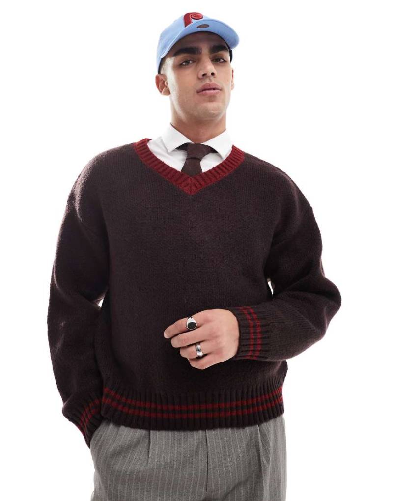 Cotton On - Strickpullover in Braun und Rot mit V-Ausschnitt-Grün von Cotton:On