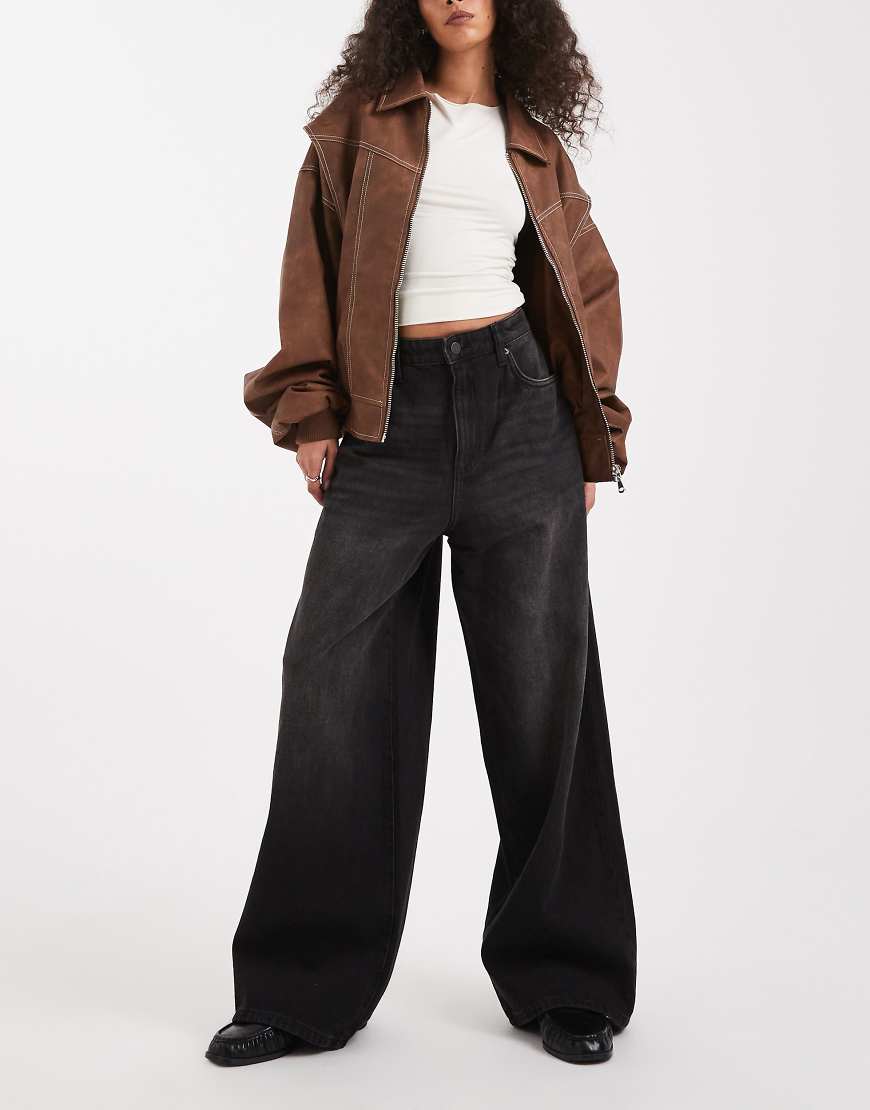 Cotton On - Superweite Boyfriend-Jeans in verwaschenem Y2K-Schwarz von Cotton On